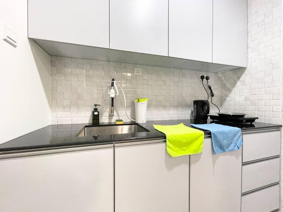 Apartamento Quartz Near To Jonker Walk With Infinity Pool Cozy 3B2B Malacca Exterior foto