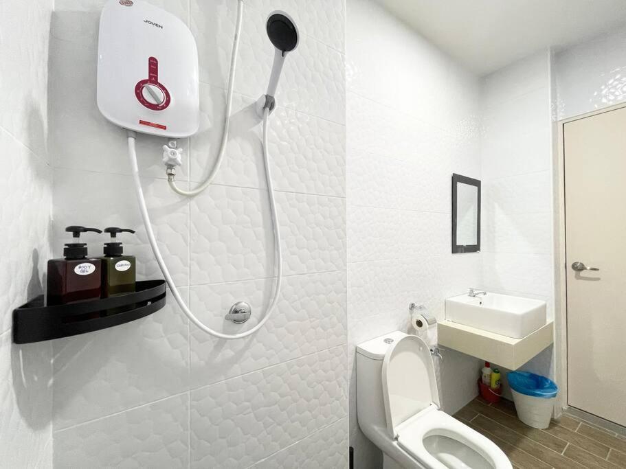 Apartamento Quartz Near To Jonker Walk With Infinity Pool Cozy 3B2B Malacca Exterior foto