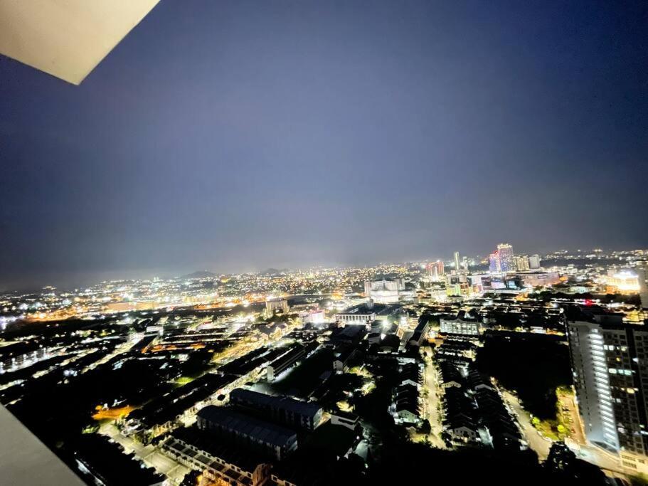 Apartamento Quartz Near To Jonker Walk With Infinity Pool Cozy 3B2B Malacca Exterior foto